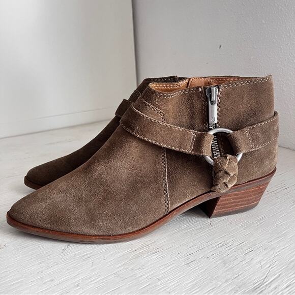 Lucky Brand Enitha Taupe Suede Harness straps Booties size 7.5 - Picture 1 of 10